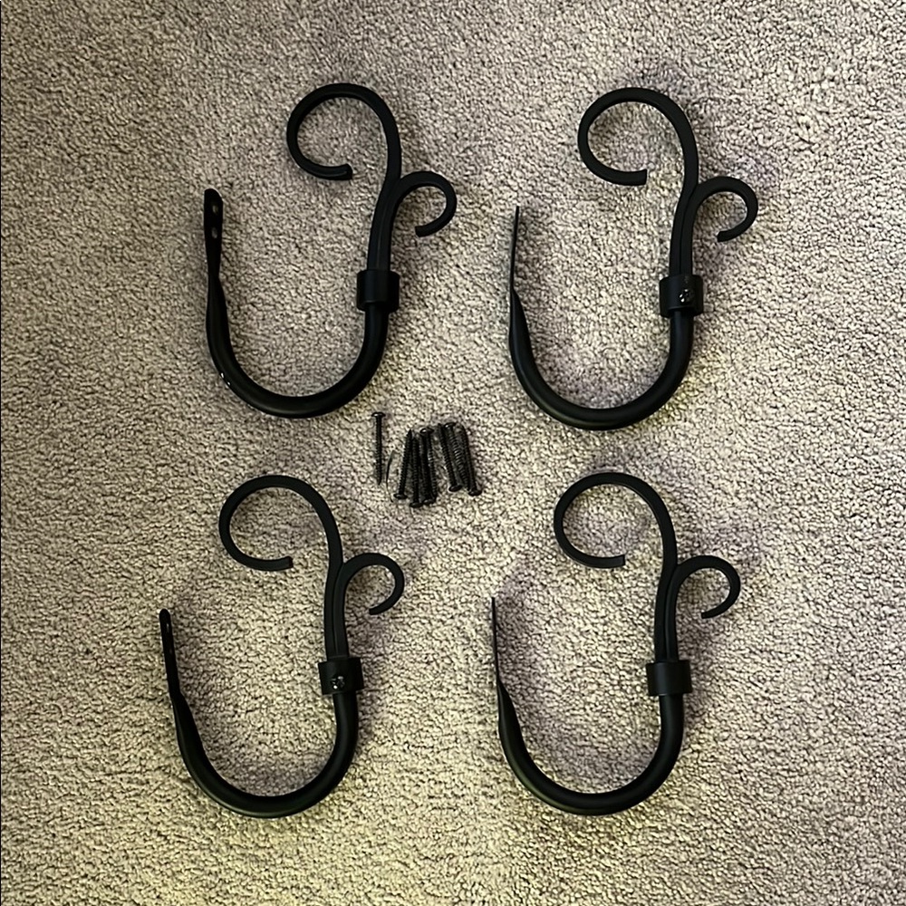 Elegant Black Wall Hooks Set